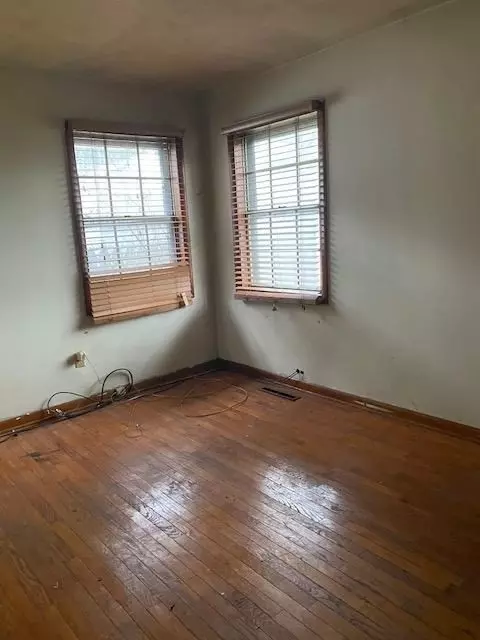 1524 Chase St, Gary, IN 46404 photo 4