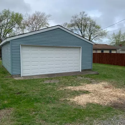 4035 Vermont St, Gary, IN 46409 photo 2