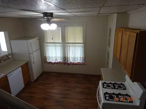 515 E North St, Crown Point, IN 46307 photo 6
