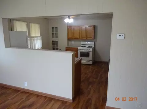 515 E North St, Crown Point, IN 46307 photo 5