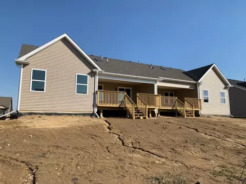 2812 W West Wind Dr, Valparaiso, IN 46385 photo 3