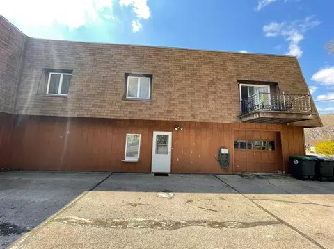 333 W 3rd St, Hobart, IN 46342 photo 4