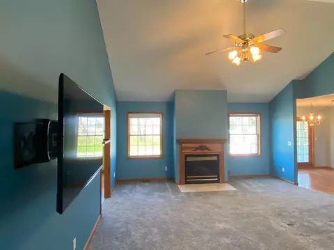 764 Walter Dr, Hebron, IN 46341 photo 3