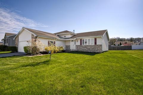 17403 Camelot Dr Lowell In 46356 16 Photos Mls 491772 Movoto