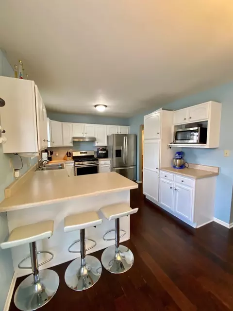 796 Cove Cir, Porter, IN 46304 photo 9