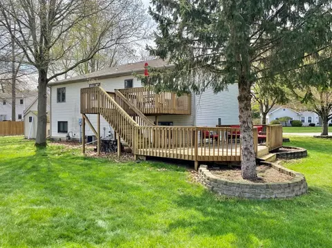 796 Cove Cir, Porter, IN 46304 photo 34