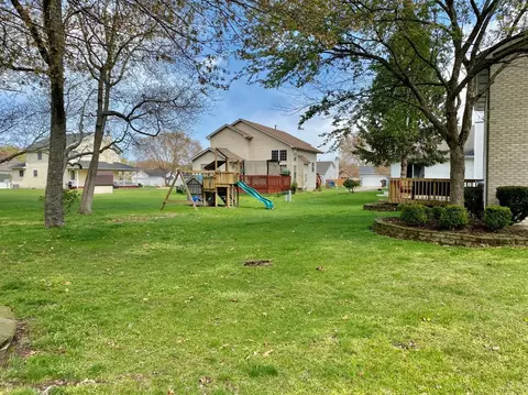 796 Cove Cir, Porter, IN 46304 photo 32