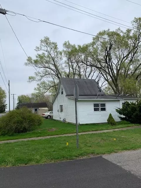 701 E Beaver St, Morocco, IN 47963 photo 1