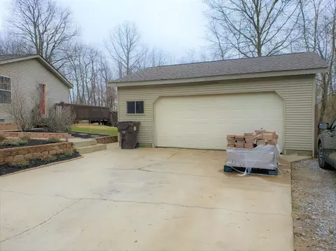 11423 N 215, De Motte, IN 46310 photo 2