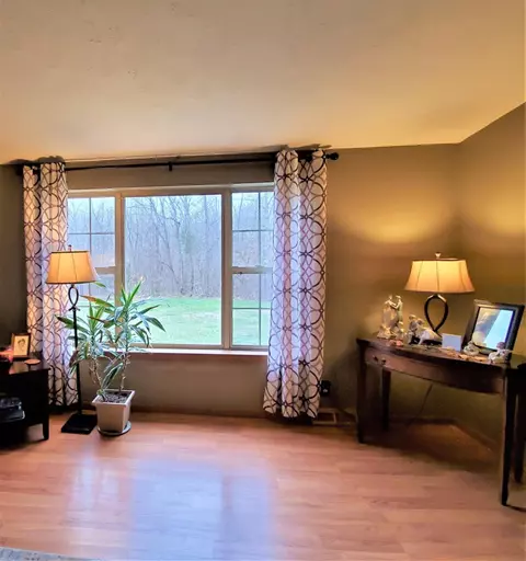 11423 N 215, De Motte, IN 46310 photo 5