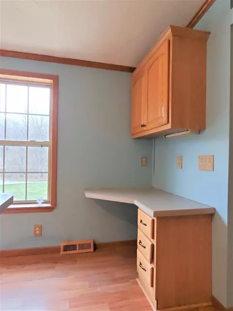 11423 N 215, De Motte, IN 46310 photo 10