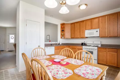 440 Cochran Dr, Crown Point, IN 46307 photo 9