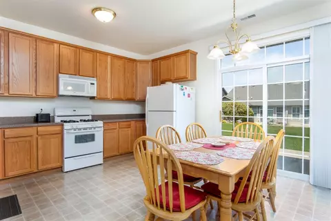 440 Cochran Dr, Crown Point, IN 46307 photo 8