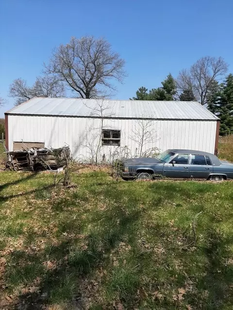 9430 N 200, Wheatfield, IN 46392 photo 5