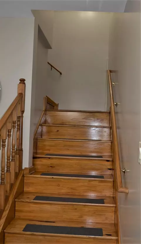 1438 John St, Whiting, IN 46394 photo 8