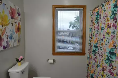 1438 John St, Whiting, IN 46394 photo 11