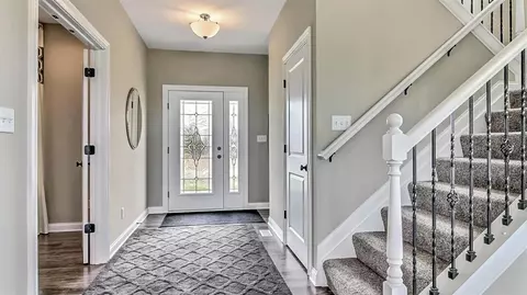 5767 Burr Ridge Cir, Crown Point, IN 46307 photo 3