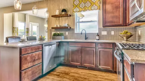 5767 Burr Ridge Cir, Crown Point, IN 46307 photo 8