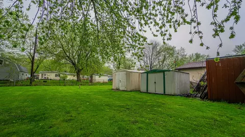 1743 W 46th Ave, Griffith, IN 46319 photo 16