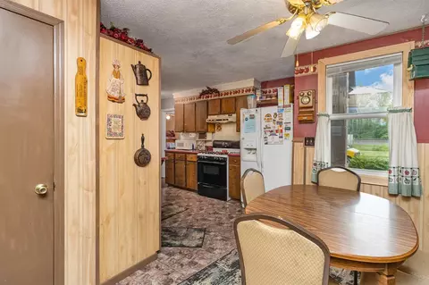 8 Lincoln St, Porter, IN 46304 photo 9
