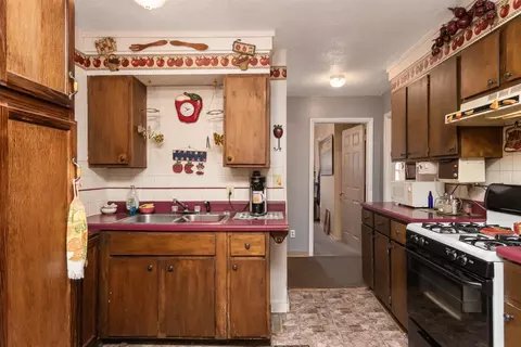 8 Lincoln St, Porter, IN 46304 photo 7