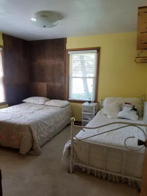 307 Apache Ln, Lowell, IN 46356 photo 9