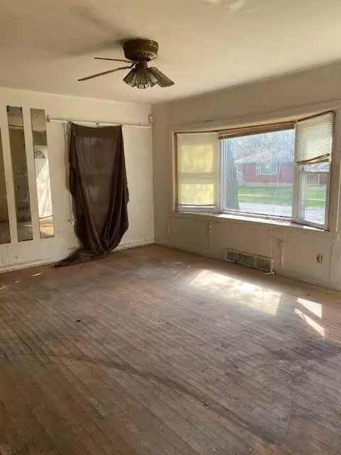 1029 Utah St, Gary, IN 46403 photo 3