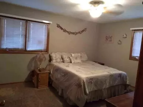 129 N Elgin St, Griffith, IN 46319 photo 9