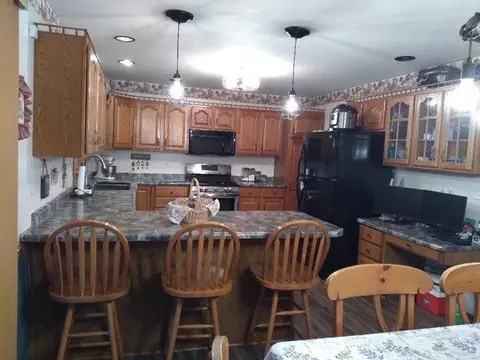 129 N Elgin St, Griffith, IN 46319 photo 3