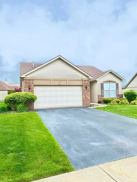 550 E 115th Pl, Crown Point, IN 46307 photo 2
