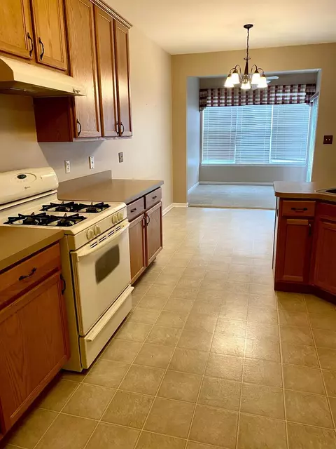 550 E 115th Pl, Crown Point, IN 46307 photo 6