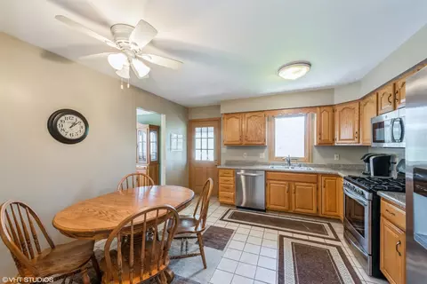 1531 Krame Dr, Crown Point, IN 46307 photo 5
