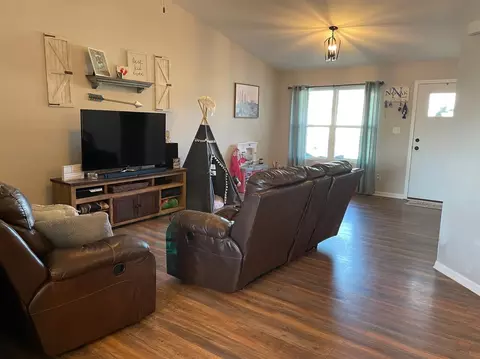 7868 Wright St, Merrillville, IN 46410 photo 3