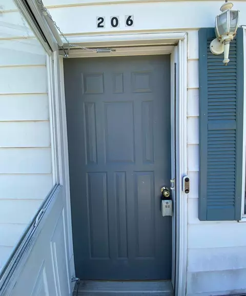 206 E Bates St, Hebron, IN 46341 photo 2