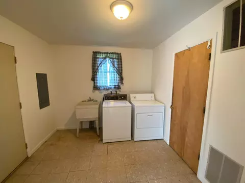 206 E Bates St, Hebron, IN 46341 photo 12