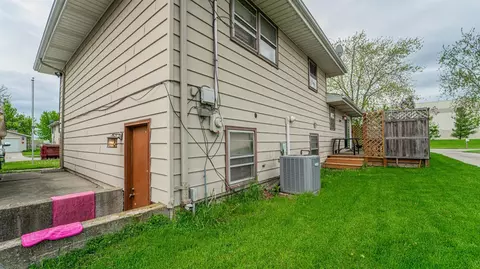 Undisclosed, Hobart, IN 46342 photo 5