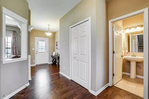 6254 Summershade Dr, Portage, IN 46368 photo 9