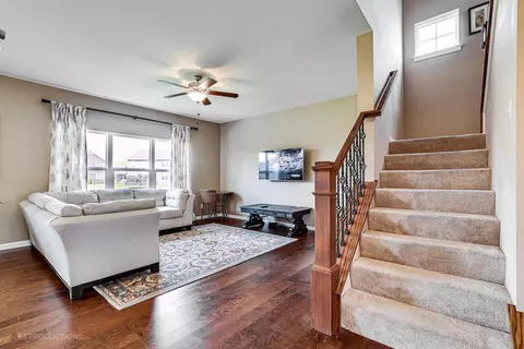 6254 Summershade Dr, Portage, IN 46368 photo 4