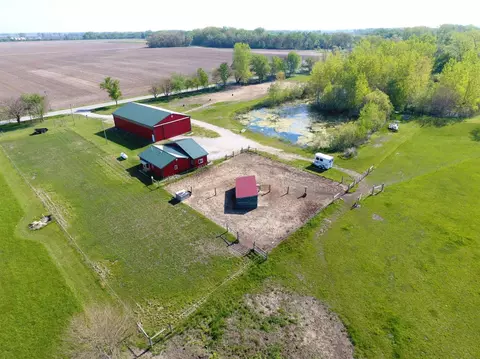 608 W 1500, Hamlet, IN 46532 photo 2