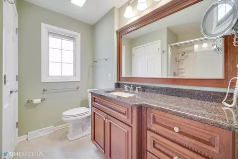 8828 Baring Ave, Munster, IN 46321 photo 15