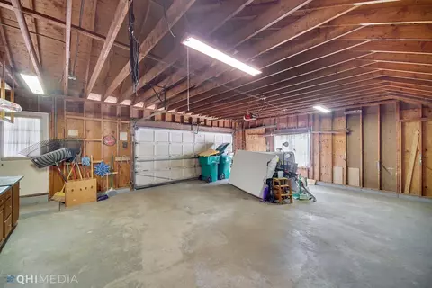 8828 Baring Ave, Munster, IN 46321 photo 25