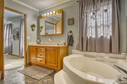 10424 N 460, De Motte, IN 46310 photo 19