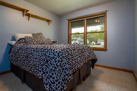 10182 N 457, De Motte, IN 46310 photo 11