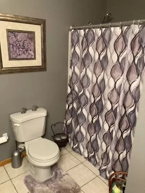 8700 Hamlin Pl, Crown Point, IN 46307 photo 22