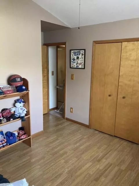 8700 Hamlin Pl, Crown Point, IN 46307 photo 14