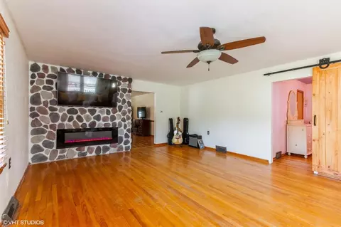 1904 S Colfax St, Griffith, IN 46319 photo 6