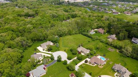 13597 Waite Ct, Crown Point, IN 46307 photo 9