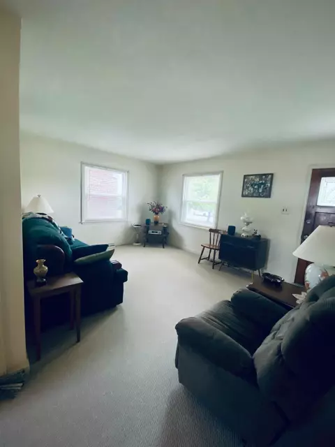 2143 Davis Ave, Whiting, IN 46394 photo 4