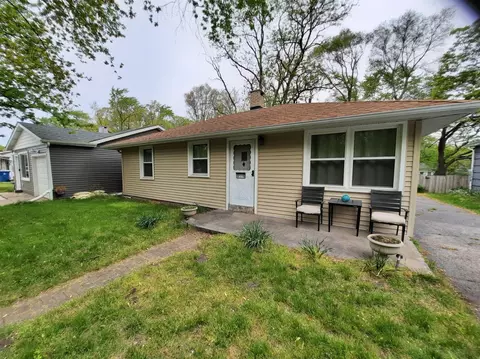 8116 Locust Ave, Gary, IN 46403 photo 2
