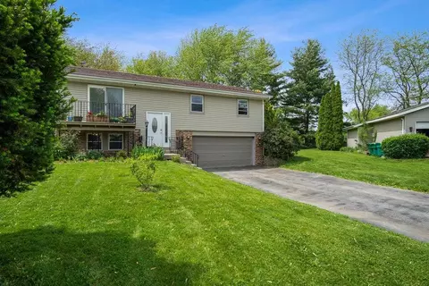 3159 Westwind Ct, Crown Point, IN 46307 photo 2